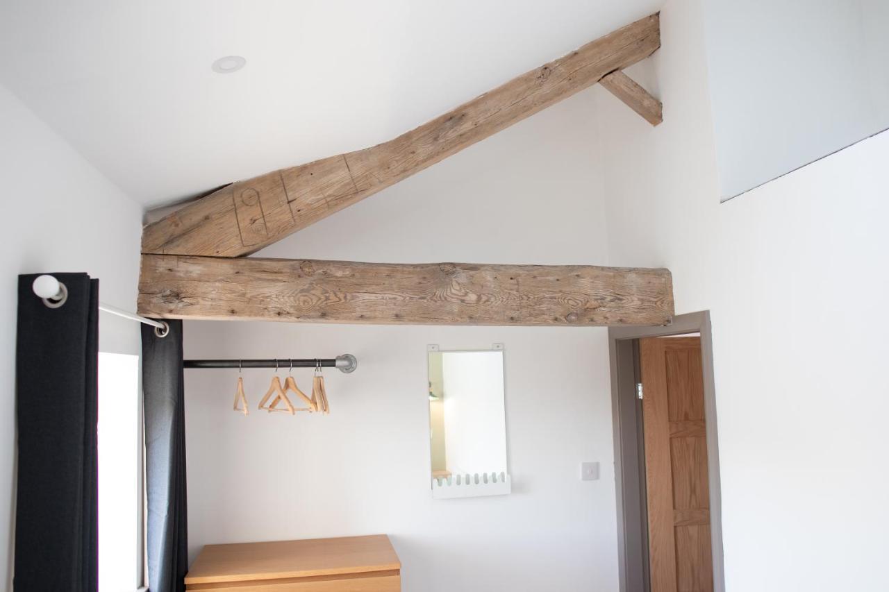 Unique Barn Conversion In Saddleworth Олдем Екстер'єр фото